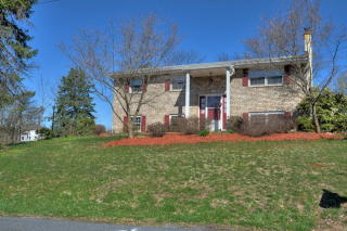 7804 Dewey Dr, Harrisburg, PA 17112-9777
