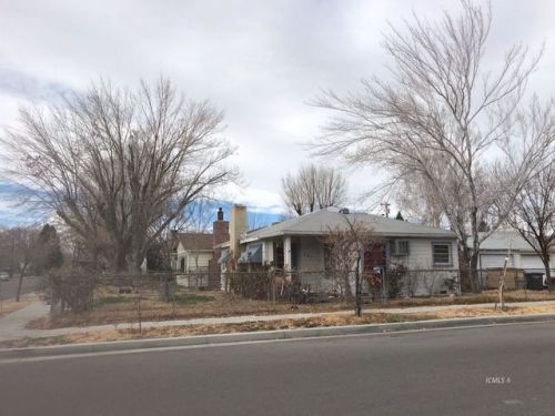 287 2nd St, Bishop, CA 93514-2803