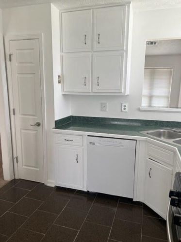 612 Northwind Ln, Stockbridge, GA 30281-6255