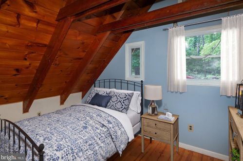 150 White Dogwood Pl, Harpers Ferry WV 25425 exterior