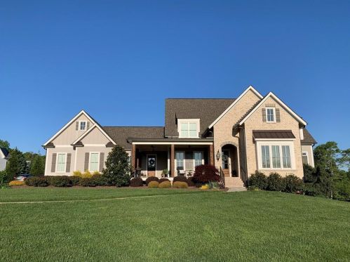 107 Trinity Hollow Dr, Holly Springs, GA 30115-7586