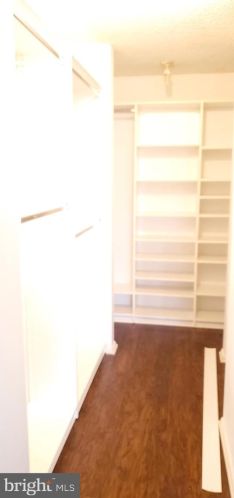 78 Willow Ct, Trenton NJ  08619-4625 exterior