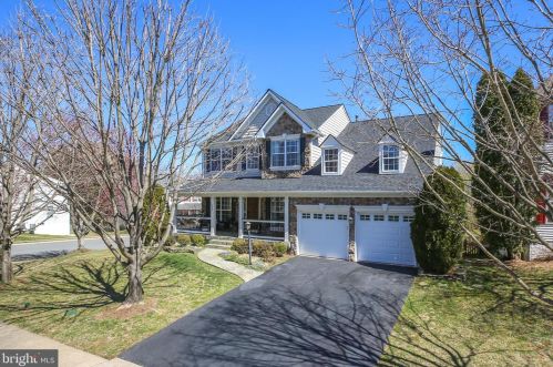 320 Constitution Way, Purcellville, VA 20132-6134