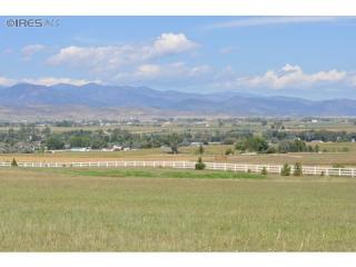 558 Dove Ln, Longmont, CO 80513-8135