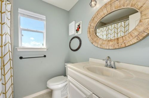 14713 Bescott Dr, Austin TX  78728-5728 exterior