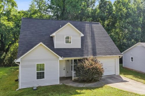 211 Clydesdale Ln, Mableton, GA 30126-3668