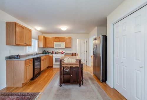 45 Songbird Dr, Concord, NH 03301-4704