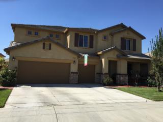 3299 Jason Ave, Fresno, CA 93737-9216