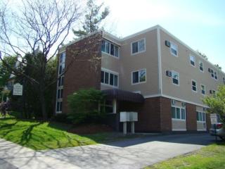 383 College St, Burlington VT  05401-3430 exterior