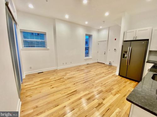 1640 Jackson St, Philadelphia PA  19145-2427 exterior