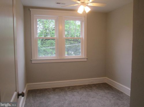 1105 Sycamore St, Haddon Heights NJ  08035-1615 exterior