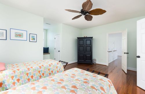 34 Dune Rdg Ln, Isle Of Palms SC  29451-3848 exterior