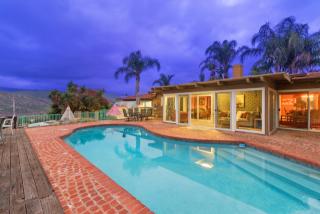 2954 Anaheim St, Escondido, CA 92025-7757