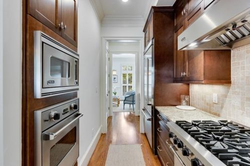 206 Montag Cir, Atlanta GA  30307-5504 exterior