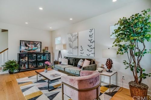 20389 Earl St, Torrance, CA 90503-2414