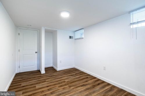 2024 8th St, Philadelphia PA  19122-1304 exterior