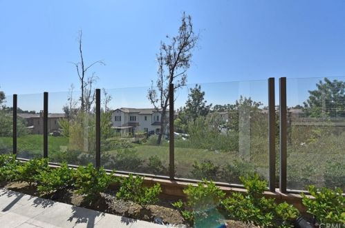 106 Long Fence, Irvine CA  92602-1807 exterior