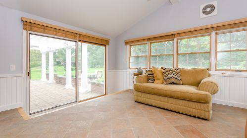 480 81 St, Willowbrook IL  60527-5985 exterior