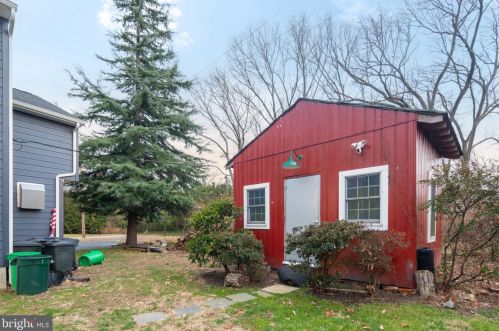 520 End Ave, Tavistock NJ  08033-2630 exterior