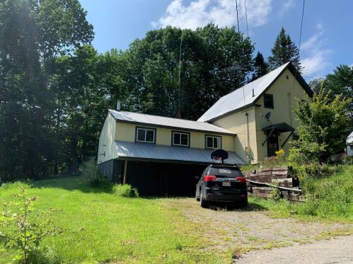 14 Winter St, Elliottsville Township, ME 04443-6376