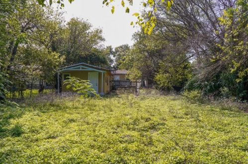 200 Beaver St, Austin TX  78753-5529 exterior