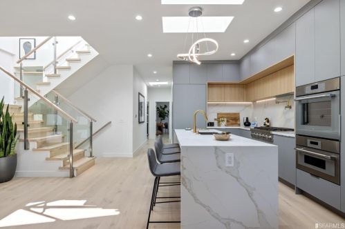 1559 37th Ave, San Francisco CA  94122-3126 exterior