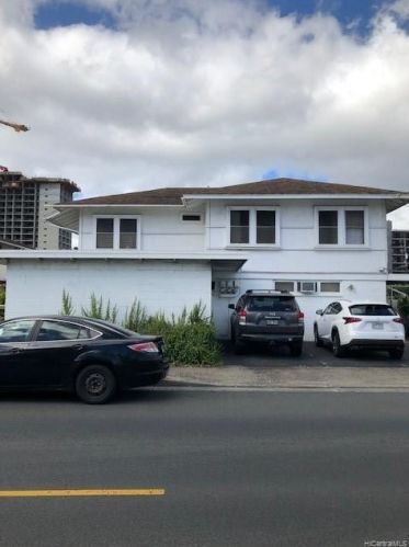 1238 Rycroft St, Honolulu, HI 96814-2945