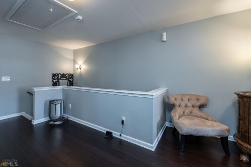 420 Fernbay Dr, Atlanta GA  30331-8956 exterior