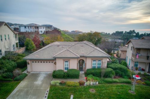 2308 Beckett Dr, Folsom, CA 95762-5213