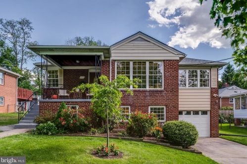 2218 Osborn Dr, Silver Spring, MD 20910-1324