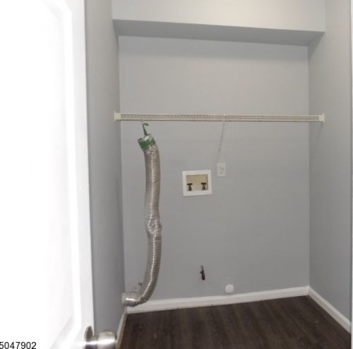 55 Saxton Dr, Hackettstown NJ  07840-1742 exterior
