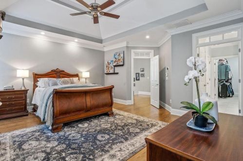 2507 Brookline Cir, Atlanta GA  30319-3690 exterior