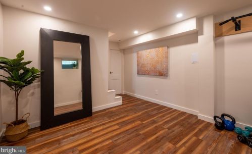 9907 Markham St, Silver Spring MD 20901-2233 exterior