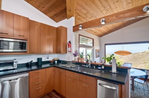 1551 Via Del Corvo, San Marcos, CA 92078-5151