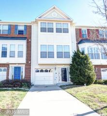 13363 Misty Dawn Dr, Herndon, VA 20171-3032