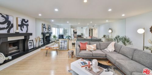4675 Willis Ave, Van Nuys, CA 91403-2601