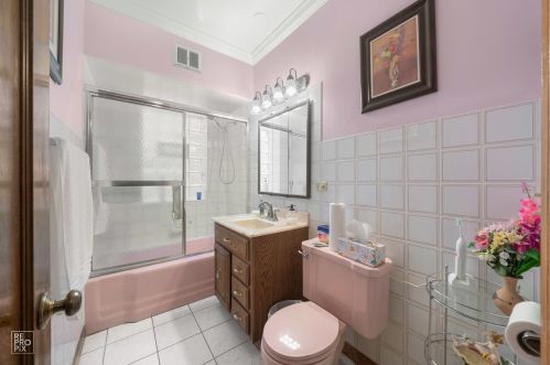 3708 Whipple St, Chicago IL  60618-4527 exterior
