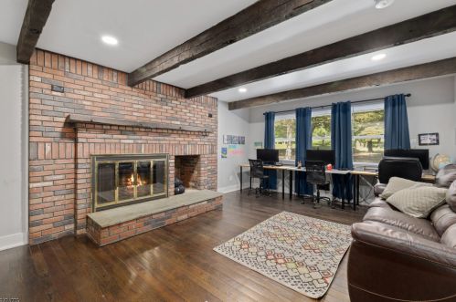 1023 Stanton Lebanon Rd, Lebanon, NJ 08833-3117
