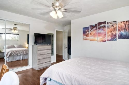 237 Ardys Pl, Vista CA  92084-5118 exterior