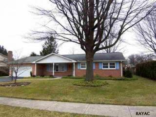 455 Meridian Ln, York, PA 17402-3620