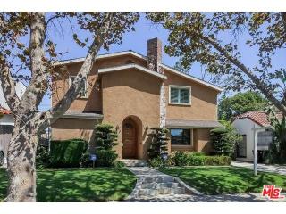 742 Mansfield Ave, Los Angeles, CA 90038-3406