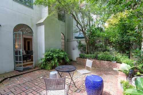 31 Mooregate Sq, Atlanta GA  30327-1539 exterior