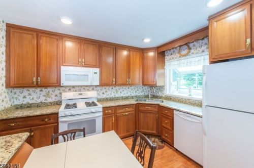 1 Orange St, Wharton, NJ 07885-2533