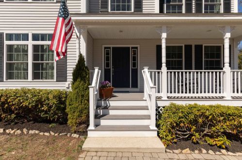98 Dominic Dr, Barrington, NH 03825-7479