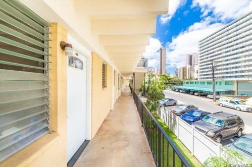 1909 Kahakai Dr, Honolulu HI  exterior