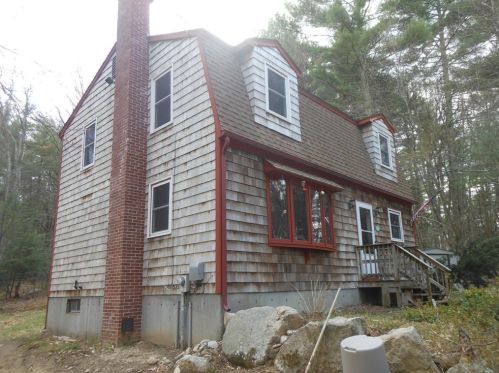 21 Bel Air Dr, Glocester, RI 02814-2071