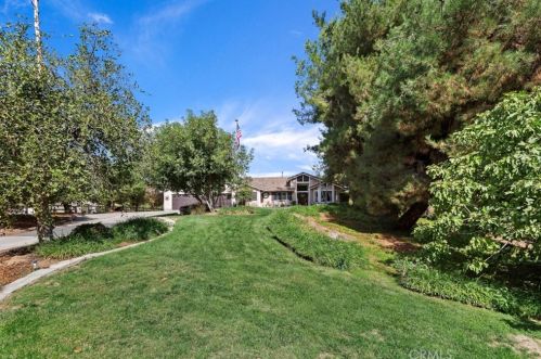 17368 Owl Tree Rd, Riverside CA  92504-9529 exterior