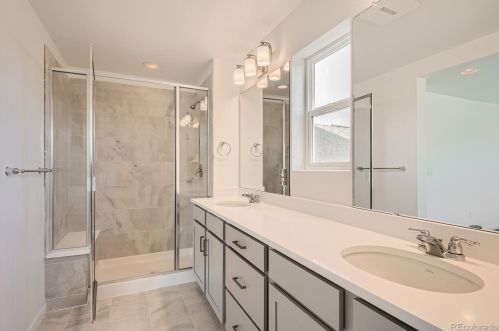 3469 Duquesne Way, Aurora CO 80016-1317 exterior