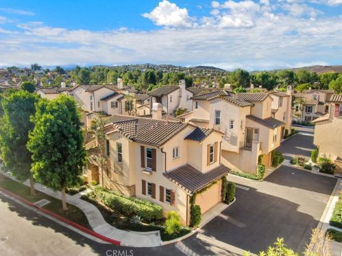 309 Tall Oak, Irvine CA  92603-0673 exterior