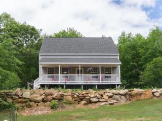 76 Pearl Ln, Barrington, NH 03825-5382